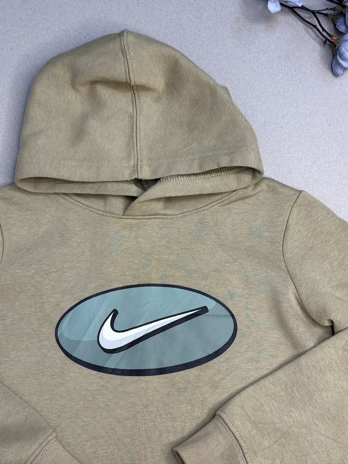 NIKE