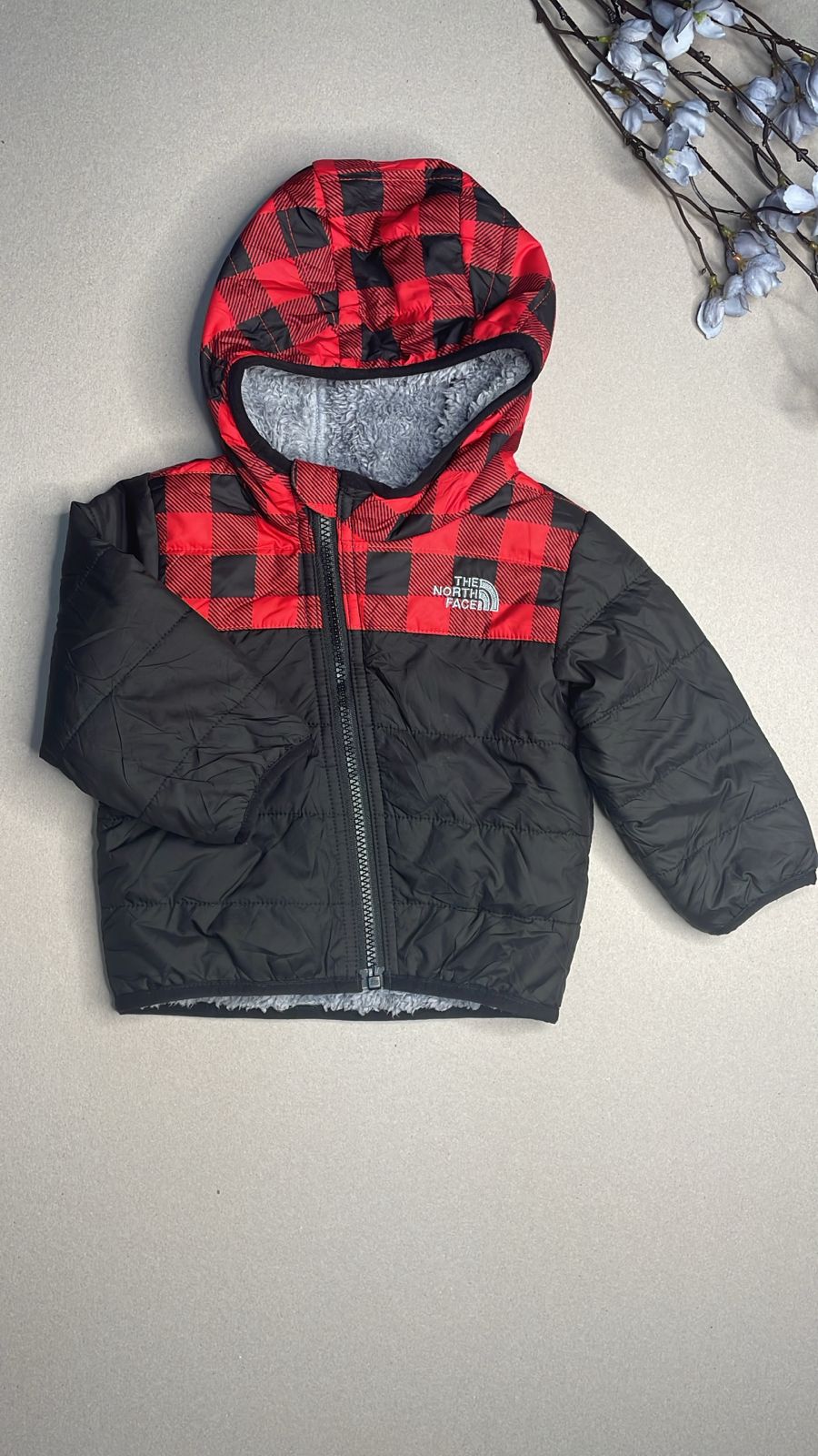 THE NORTH FACE