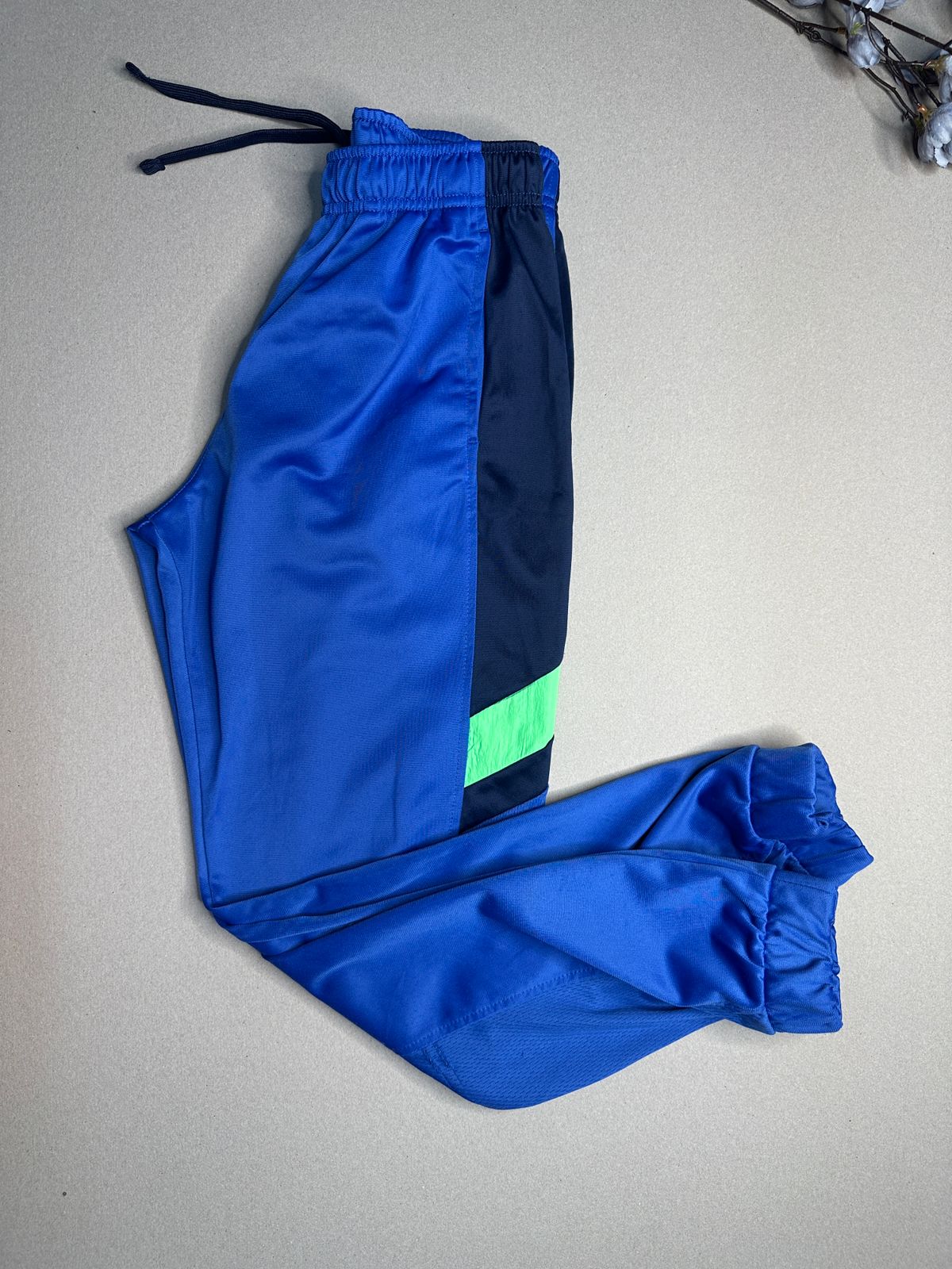 ATHLETIC