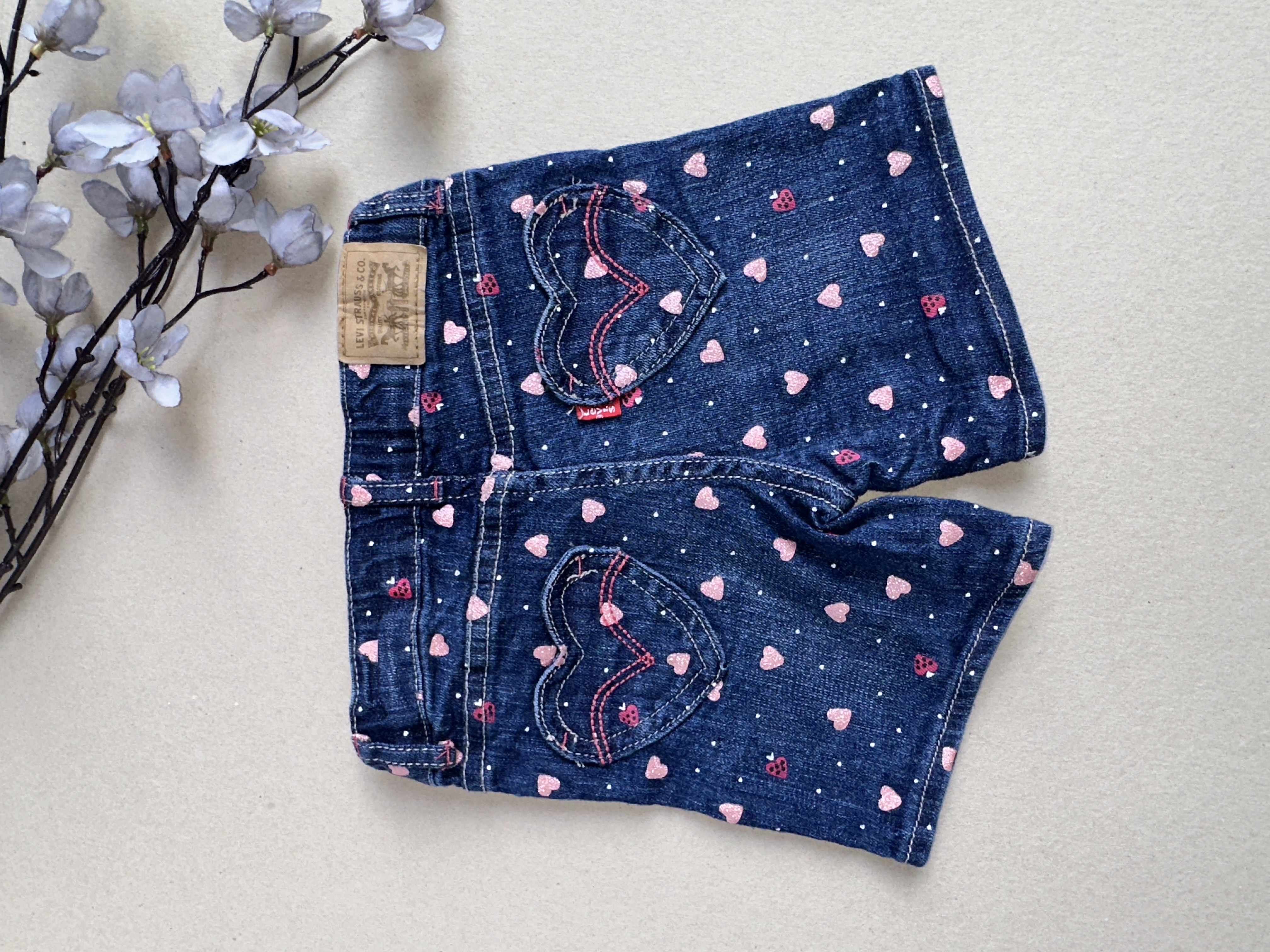 Levis